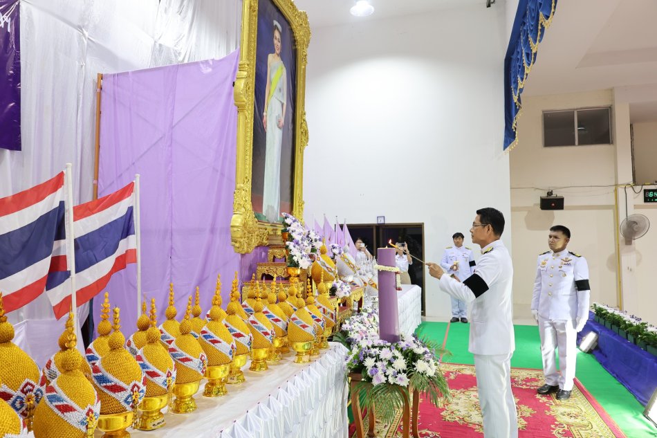 กิจกรรมเฉลิมพระเกียรติ สมเด็จพระนางเจ้าฯ พระบรมราชินี เนื่องในโอกาสพระราชพิธีมหามงคลเฉลิมพระชนมพรรษา 4 รอบ  (ภาคค่ำ)