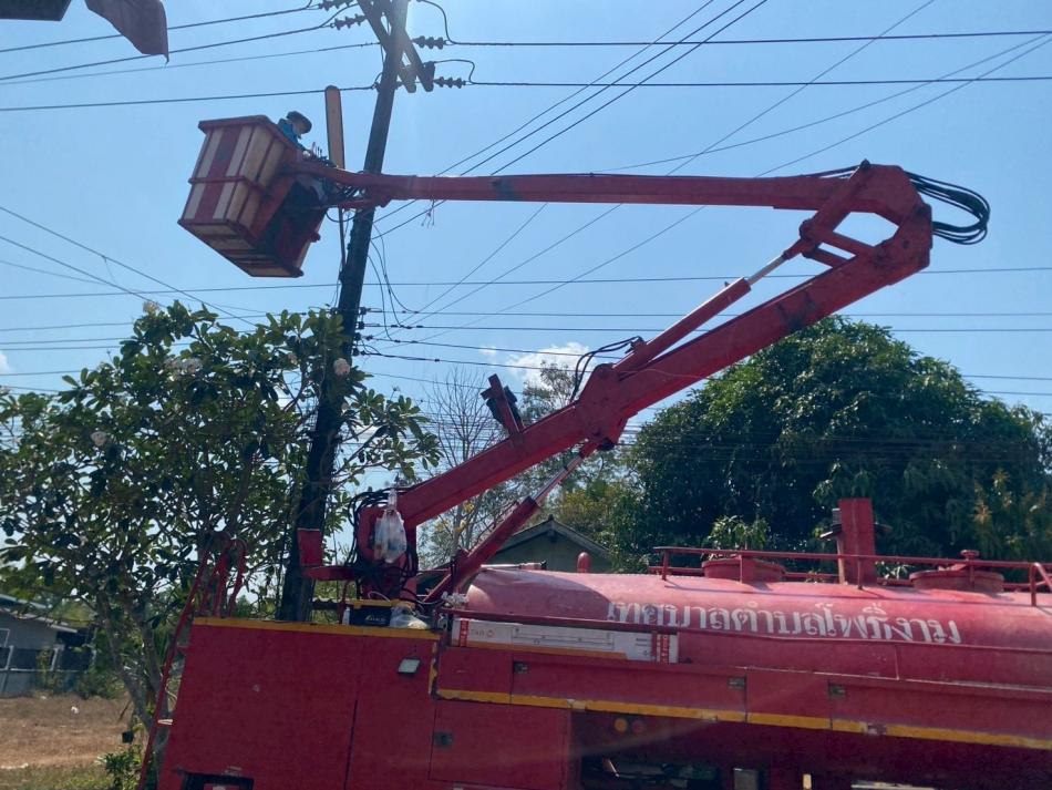 การซ่อมแซมไฟฟ้ารายทาง หมู่ที่ 3 บ้านม่วง ถึง หมู่ที่ 15 บ้านหนองมะเอก